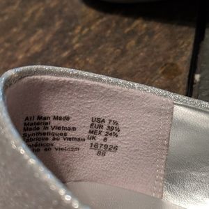 American Eagle flats